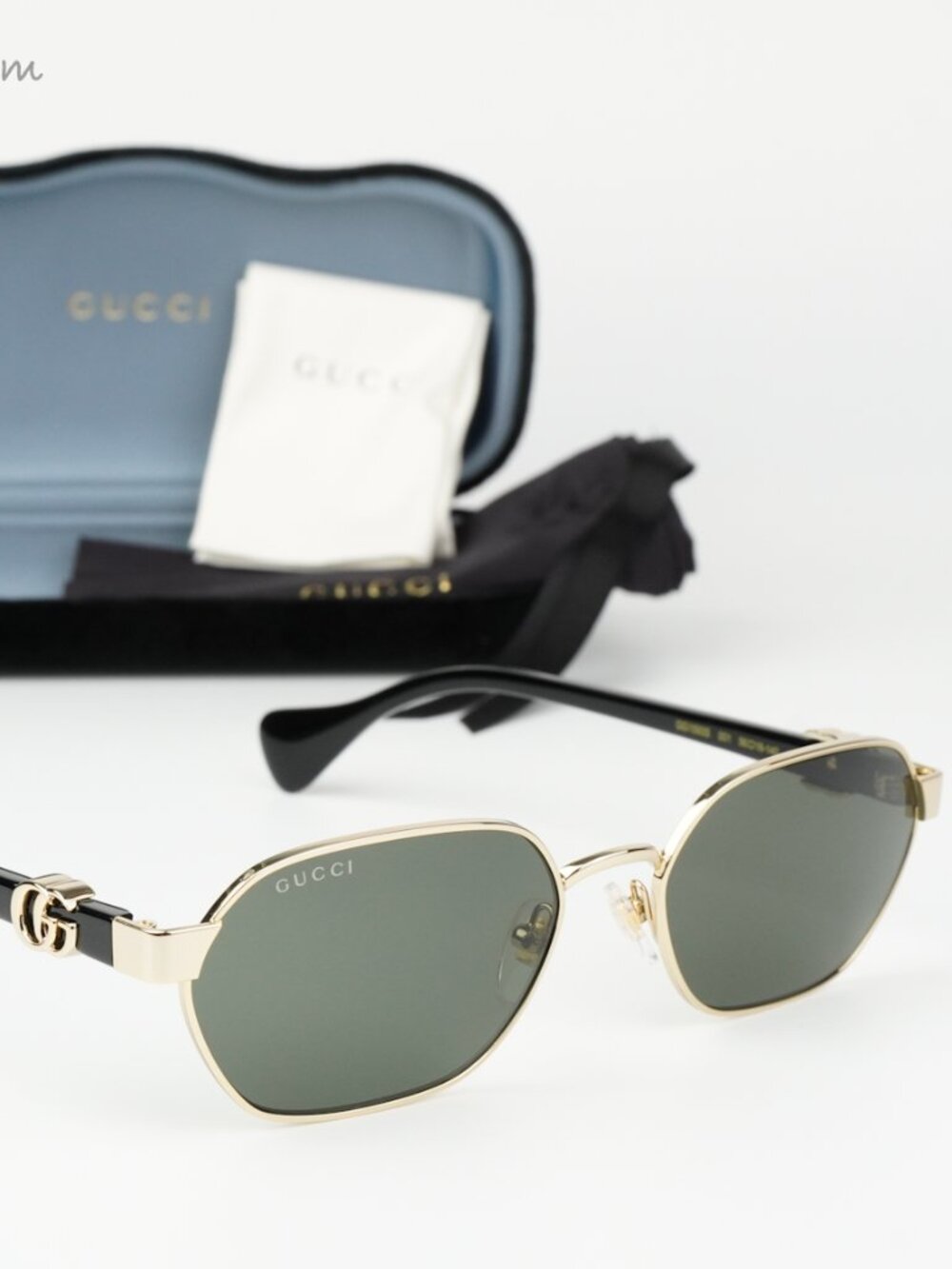 Gucci Women Sunglasses Gold Black Grey Geometric GG1593S 001 BRAND NEW